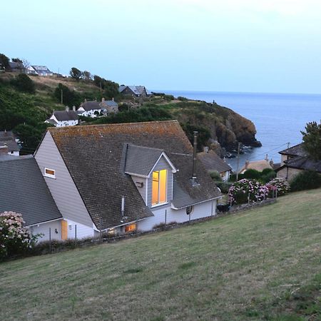 Spinnaker Cadgwith Holiday Home Extérieur photo