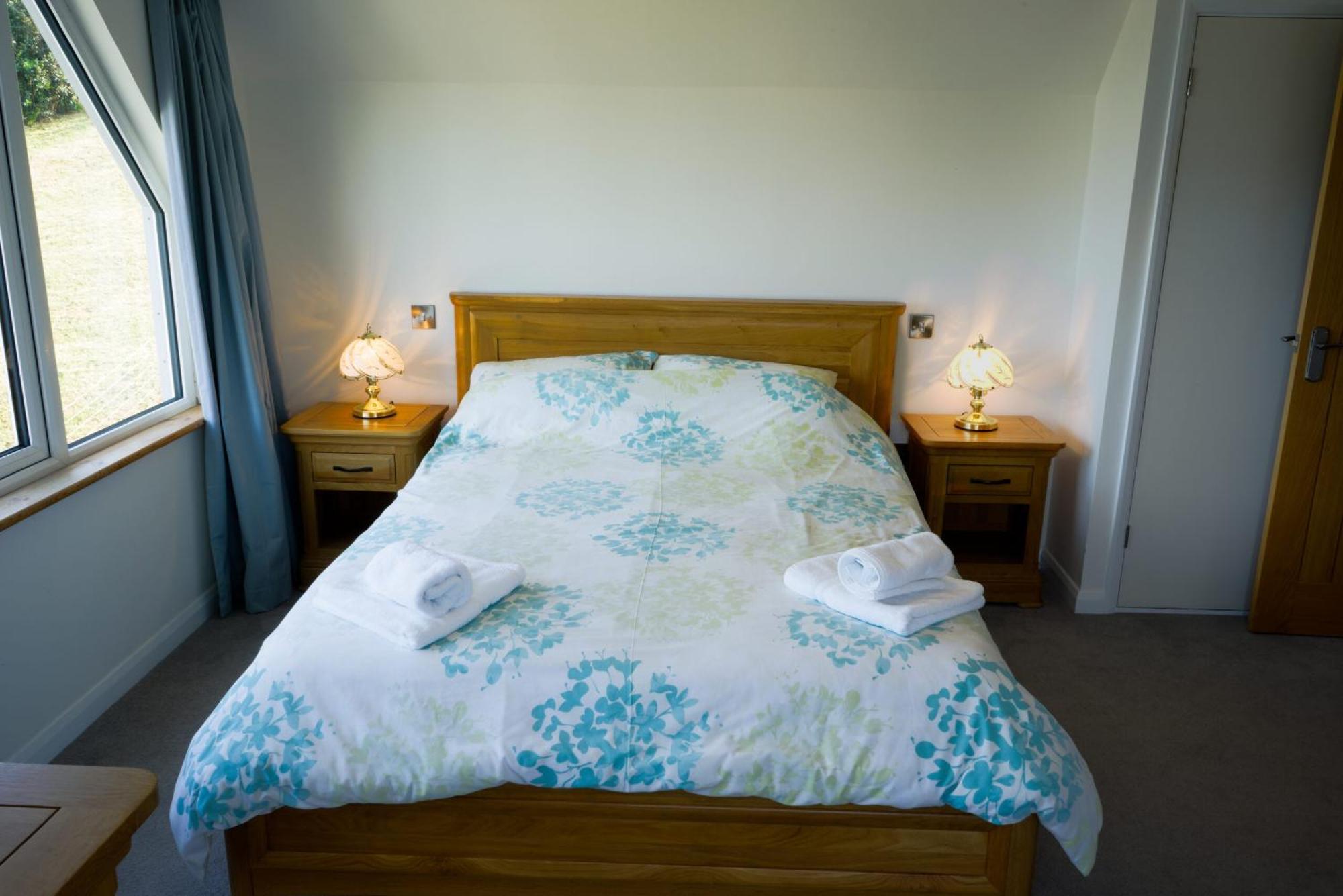 Spinnaker Cadgwith Holiday Home Extérieur photo